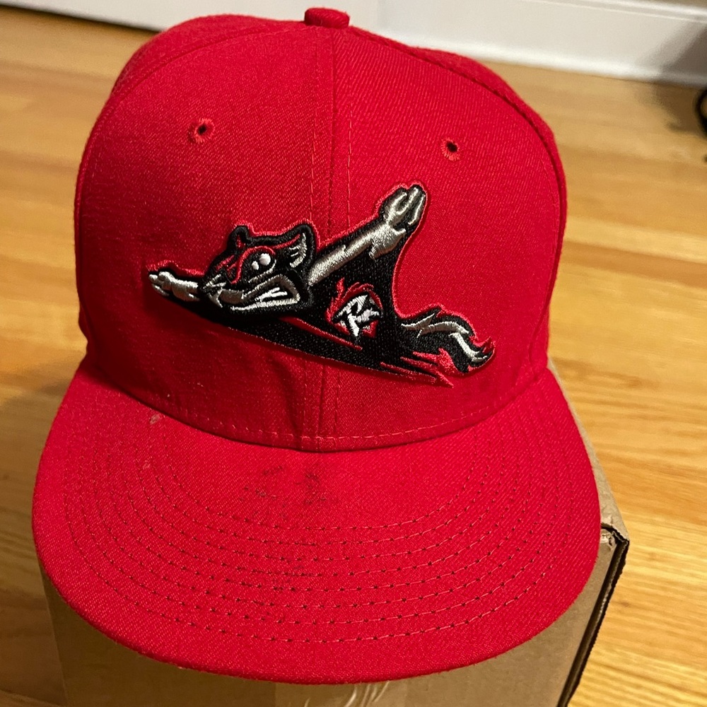 Richmond Flying Squirrels fitted hat 7 1/8